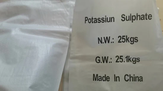 Fertilizzante solubile in acqua K2so4 solfato di potassio al 99%.